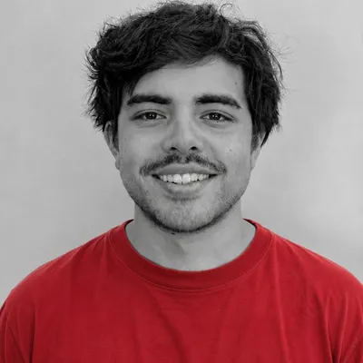 Retrato de Daniel Cornejo Arbea, diseñador UX/UI de Sopunto